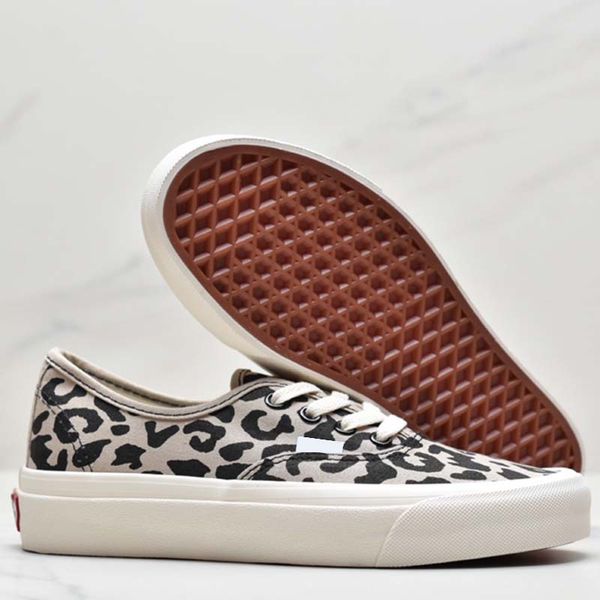 lovers canvas shoe breathable round toe woman sneakers lazy slip-on casual shoes comfortable vulcanized non-slip rubber sole trainers multip, Black
lovers canvas shoe breathable round toe woman sneakers lazy slip-on casual shoes comfortable vulcanized non-slip rubber sole trainers multip, Black