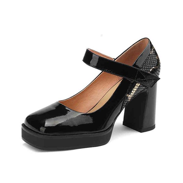 dress shoes autumn and winter women's shoes square head thick heels water table cow patent leather mary jane shallow mouth single uo03, Black
dress shoes autumn and winter women's shoes square head thick heels water table cow patent leather mary jane shallow mouth single uo03, Black