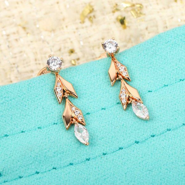 s925 silver charm stud earring in 18k rose gold plated with sparkly diamond for women wedding jewelry gift have velet bag stamp ps4001a, Golden
s925 silver charm stud earring in 18k rose gold plated with sparkly diamond for women wedding jewelry gift have velet bag stamp ps4001a, Golden