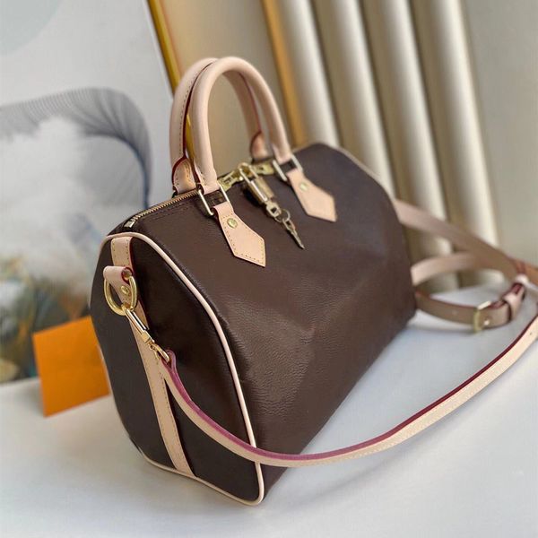 7a r women's backpack letter pillow bag luxury handbag classic fashion leather retro portable one shoulder diagonal
7a r women's backpack letter pillow bag luxury handbag classic fashion leather retro portable one shoulder diagonal