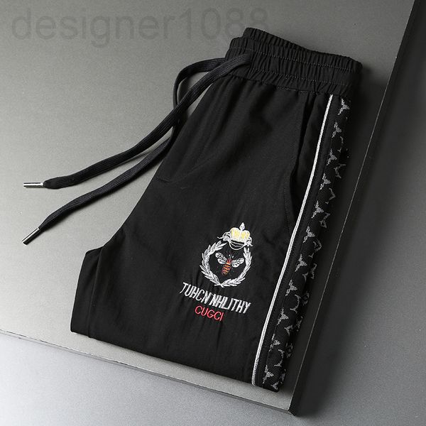 men's pants designer spring and summer boutique european embroidery black--white two-color hong kong fashion br men's casual pants
men's pants designer spring and summer boutique european embroidery black--white two-color hong kong fashion br men's casual pants