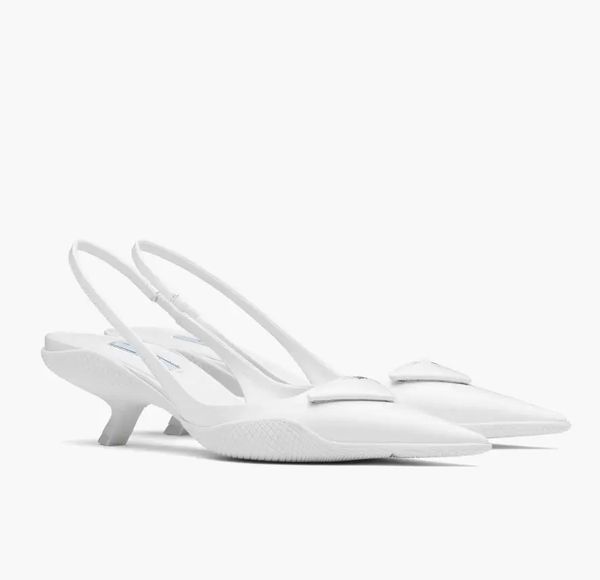 elegant women sandals shoes brushed leather slingback pumps rubber shell sole hybrid silhouette screen-printed leather triangle lady high he, Black
elegant women sandals shoes brushed leather slingback pumps rubber shell sole hybrid silhouette screen-printed leather triangle lady high he, Black