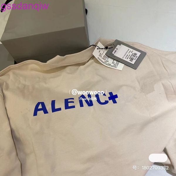 2022 summer new short sleeve brand designer t shirt men's women solid color round neck luxury half sleeve base shirts fast, White
2022 summer new short sleeve brand designer t shirt men's women solid color round neck luxury half sleeve base shirts fast, White