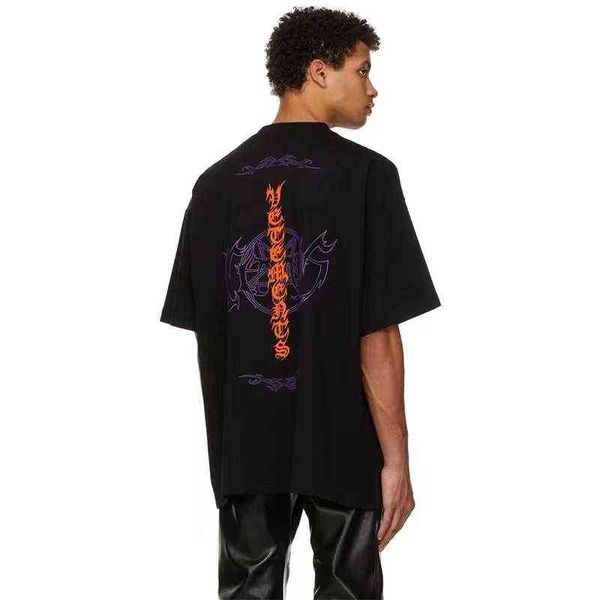 items 2022ss vital existence sanskrit alphabet printed high street loose short sleeve t-shirt, White;black
items 2022ss vital existence sanskrit alphabet printed high street loose short sleeve t-shirt, White;black