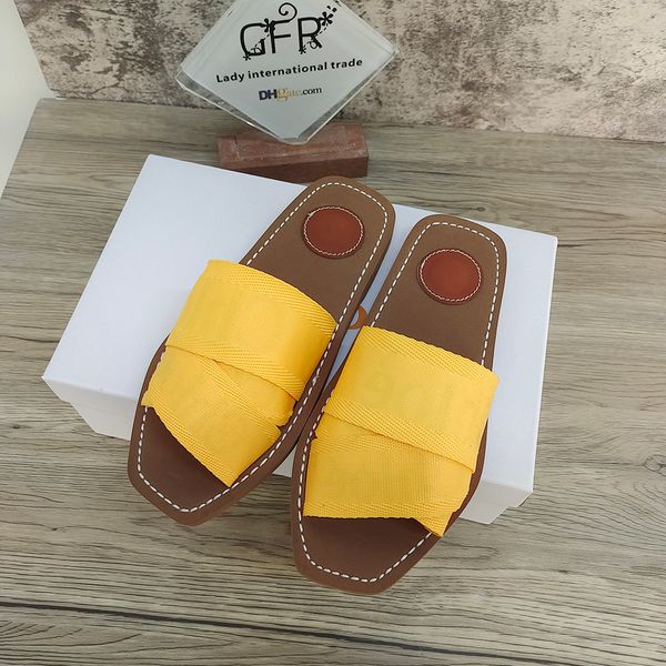 2022 fashion flat sandals slippers slides summer square head straw woven sponge cake muller slippers women wear heel cross belt 05, Black
2022 fashion flat sandals slippers slides summer square head straw woven sponge cake muller slippers women wear heel cross belt 05, Black