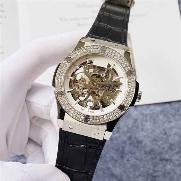 men's automatic mechanical watch with sapphire case tourbillon design, Slivery;brown
men's automatic mechanical watch with sapphire case tourbillon design, Slivery;brown
