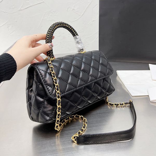designer classic c flap quilted bags handle totes france womens large capacity calfskin purse outdoor sacoche fashion trends street crossbod
designer classic c flap quilted bags handle totes france womens large capacity calfskin purse outdoor sacoche fashion trends street crossbod