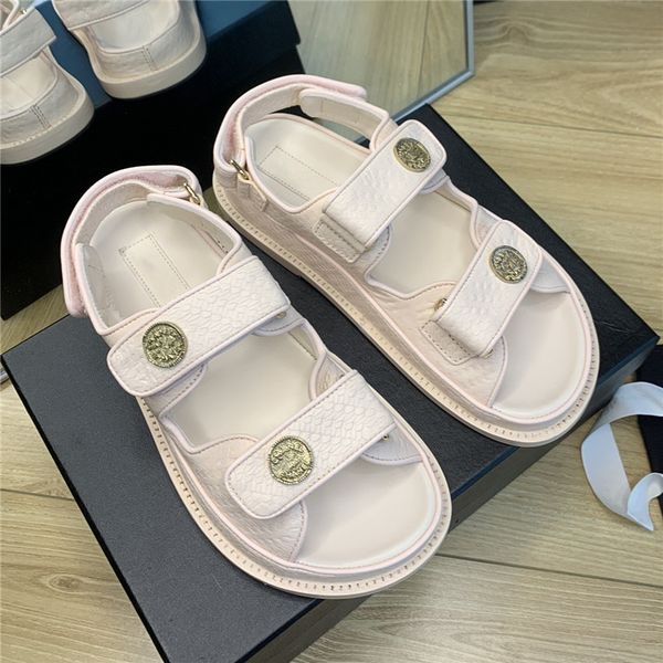 spring and summer new classic beach sandals thick soled open toe small fragrance sports sandals, Black
spring and summer new classic beach sandals thick soled open toe small fragrance sports sandals, Black