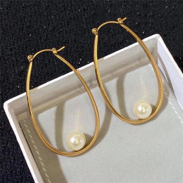 2022 fashion women designers earrings hoop for ladies luxurys earings jewelry brand gold ear stud pearl earring for party wedding 293n, Golden;silver
2022 fashion women designers earrings hoop for ladies luxurys earings jewelry brand gold ear stud pearl earring for party wedding 293n, Golden;silver