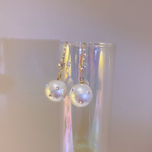 south korea dongdaemun fashion new personalized trendy pearl diamond ear hook earrings internet celebrity temperament design ear rings women, Golden
south korea dongdaemun fashion new personalized trendy pearl diamond ear hook earrings internet celebrity temperament design ear rings women, Golden