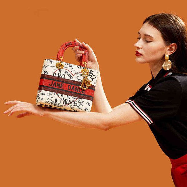 factory online export designer brand bags fashion trend women's large capacity love personalized handbag high-end one shoulder casual w
factory online export designer brand bags fashion trend women's large capacity love personalized handbag high-end one shoulder casual w