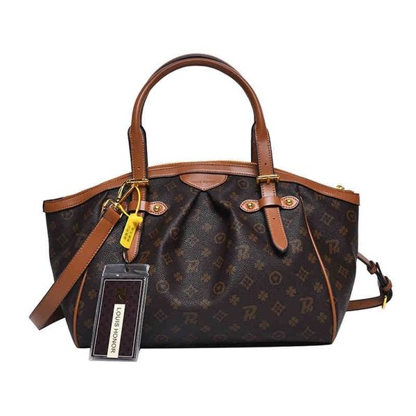 68% off fashion travel bag men's and women's hand messenger single shoulder short distance large capacity luggage travel bag
68% off fashion travel bag men's and women's hand messenger single shoulder short distance large capacity luggage travel bag