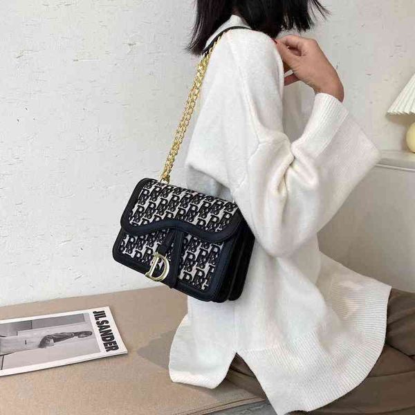 2022 luxury bags niche women's autumn and trend one messenger bag temperament chain small square bag
2022 luxury bags niche women's autumn and trend one messenger bag temperament chain small square bag