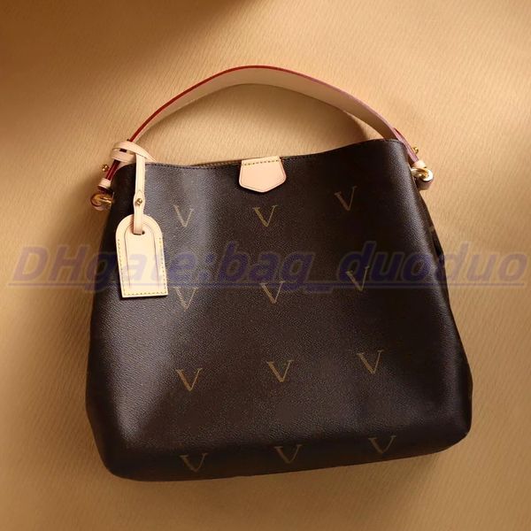 luxurys designers cross body clutch bags womens big shopping handbags genuine leather graceful lady famous shoulder totes fashion weekend ba
luxurys designers cross body clutch bags womens big shopping handbags genuine leather graceful lady famous shoulder totes fashion weekend ba