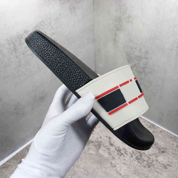 sandals woman/man quality stylish slippers fashion classics sandal men women slipper flat shoes slide eu:35-48 shoe02 88 kxgm, Black
sandals woman/man quality stylish slippers fashion classics sandal men women slipper flat shoes slide eu:35-48 shoe02 88 kxgm, Black