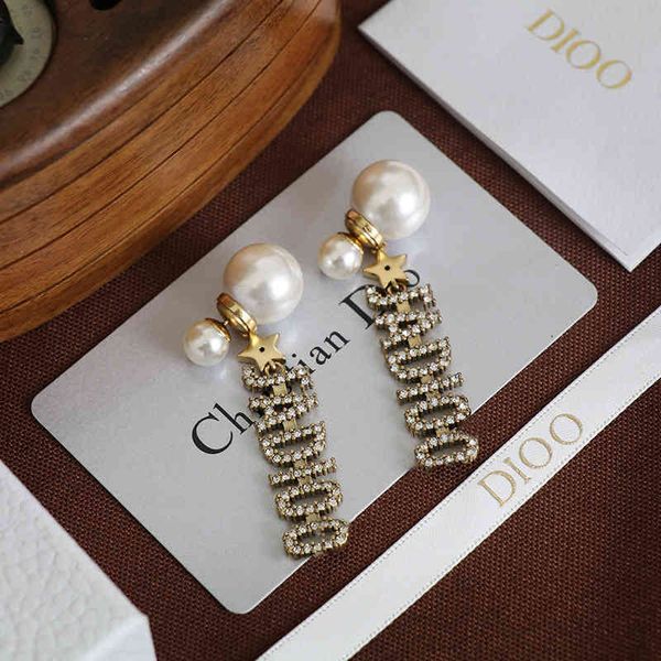 2022 factory wholesale new pearl dijia diamond wind net red versatile star female earrings, Golden
2022 factory wholesale new pearl dijia diamond wind net red versatile star female earrings, Golden