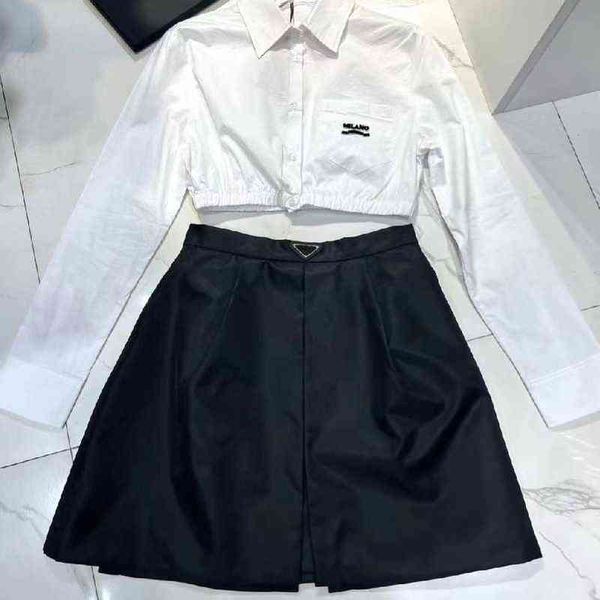 22ss women's skirt short shirt fashion with nylon inverted triangle style lady dress black size s-l
22ss women's skirt short shirt fashion with nylon inverted triangle style lady dress black size s-l
