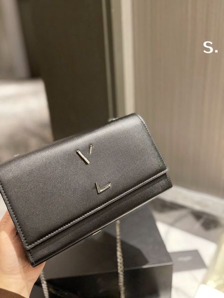 women's designers shoulder bag luxury tote purse handbag message bags cluth brand classic lady genuine leather luggage crossbody box ka
women's designers shoulder bag luxury tote purse handbag message bags cluth brand classic lady genuine leather luggage crossbody box ka