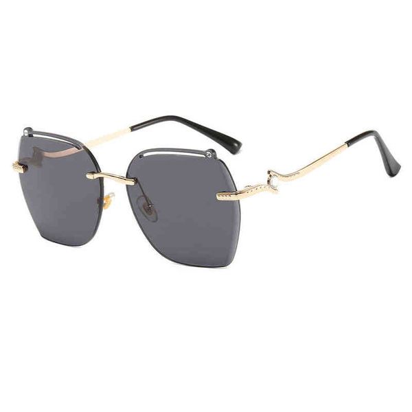 frameless cut edge personalized sunglasses diamond inlaid female cat's eye 8732 brand designer luxury fashion sun glasses, White;black
frameless cut edge personalized sunglasses diamond inlaid female cat's eye 8732 brand designer luxury fashion sun glasses, White;black