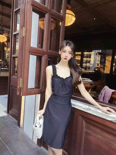 casual dresses designer chaopai 22 spring and summer new v-neck design pleated slim temperament suspender dress backless skirt 5nya, Black;gray
casual dresses designer chaopai 22 spring and summer new v-neck design pleated slim temperament suspender dress backless skirt 5nya, Black;gray