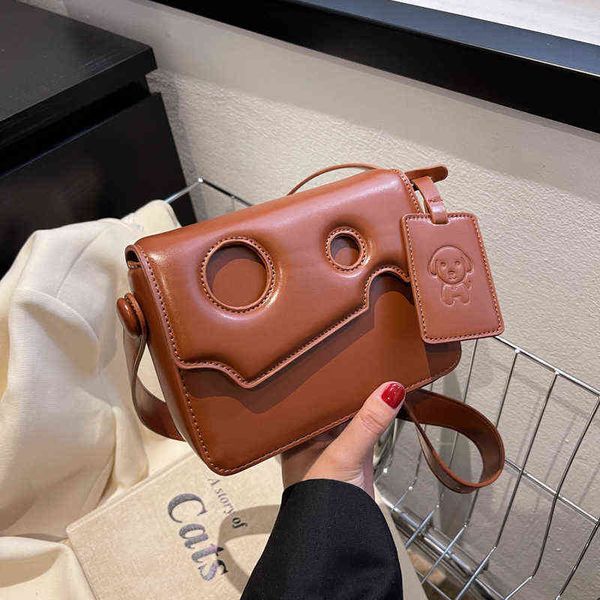 this year's popular bag female 2022 new niche design one shoulder small square bag korean versatile messenger bag
this year's popular bag female 2022 new niche design one shoulder small square bag korean versatile messenger bag