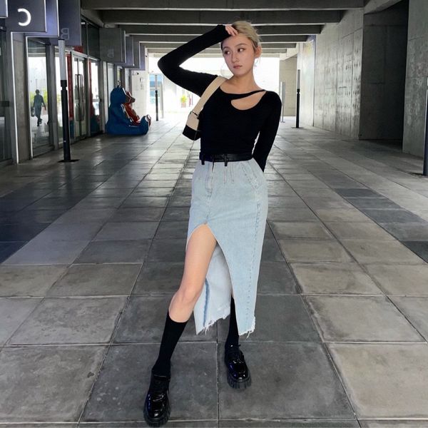 women's jeans designer new 2021 xiaxin's niche design sense of contrast color high waist a-shaped thin stitched hole slit denim sk, Blue
women's jeans designer new 2021 xiaxin's niche design sense of contrast color high waist a-shaped thin stitched hole slit denim sk, Blue