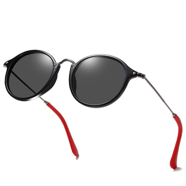new 2022 fashion polarized sunglasses tr uv400 round light sun glasses for men and women men 2447, White;black
new 2022 fashion polarized sunglasses tr uv400 round light sun glasses for men and women men 2447, White;black