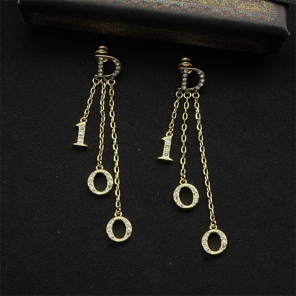 80% off outlets new letter full diamond tassel earrings female red live broadcast of the same recommended 925 silver needle, Golden
80% off outlets new letter full diamond tassel earrings female red live broadcast of the same recommended 925 silver needle, Golden
