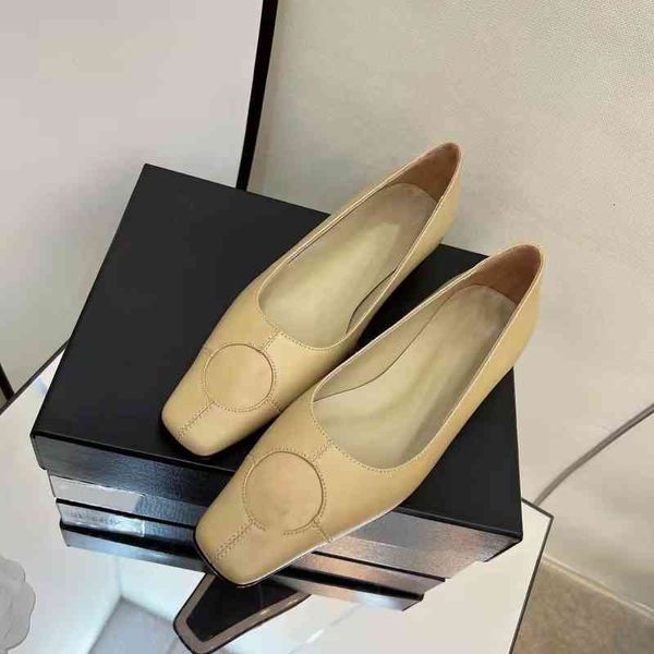 dress shoes spring and summer xiaoxiangfeng color matching square head single shoes women's layer cowhide bottom shallow mouth low heel, Black
dress shoes spring and summer xiaoxiangfeng color matching square head single shoes women's layer cowhide bottom shallow mouth low heel, Black