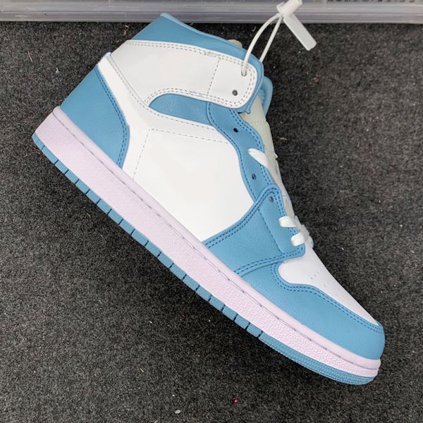 2022 jumpman 1 mid university blue basketball shoe designer sneaker man outdoor shoes women running shoes 6472-141
2022 jumpman 1 mid university blue basketball shoe designer sneaker man outdoor shoes women running shoes 6472-141