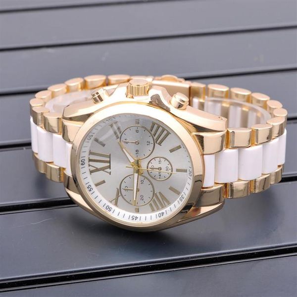 38 relogio women watches luxury wist fashion golden dial with calendar bracklet folding clasp master male giftluxury vacation wome254r, Slivery;brown
38 relogio women watches luxury wist fashion golden dial with calendar bracklet folding clasp master male giftluxury vacation wome254r, Slivery;brown