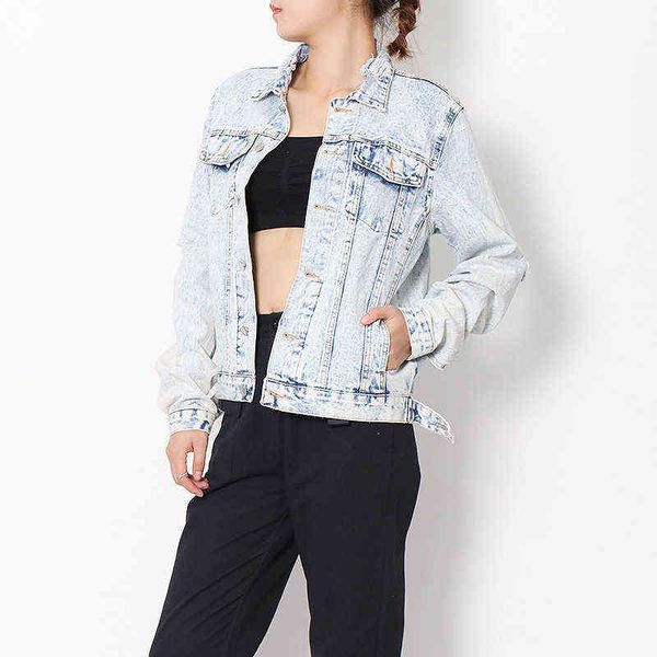korean version of the personality classic denim jacket autumn new fashion temperament retro hole loose denim jacket women l220714, Black;brown
korean version of the personality classic denim jacket autumn new fashion temperament retro hole loose denim jacket women l220714, Black;brown
