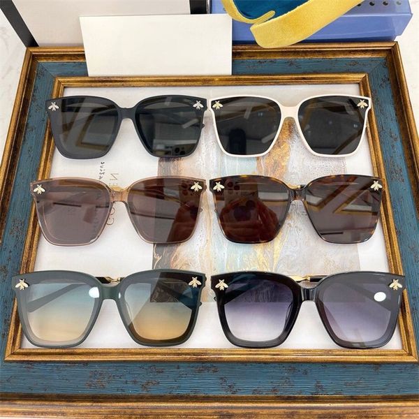 50% discount for factory direct sales2022 new g family tricolor leg and the same box bee sunglasses gg0889, White;black
50% discount for factory direct sales2022 new g family tricolor leg and the same box bee sunglasses gg0889, White;black
