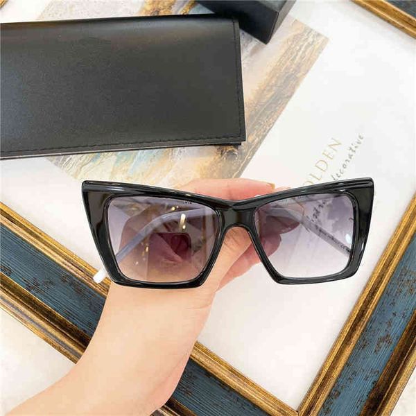 sunglasses slp's fashion cat's eye large frame sunglasses star's same personality sunglasse 3eio, White;black
sunglasses slp's fashion cat's eye large frame sunglasses star's same personality sunglasse 3eio, White;black