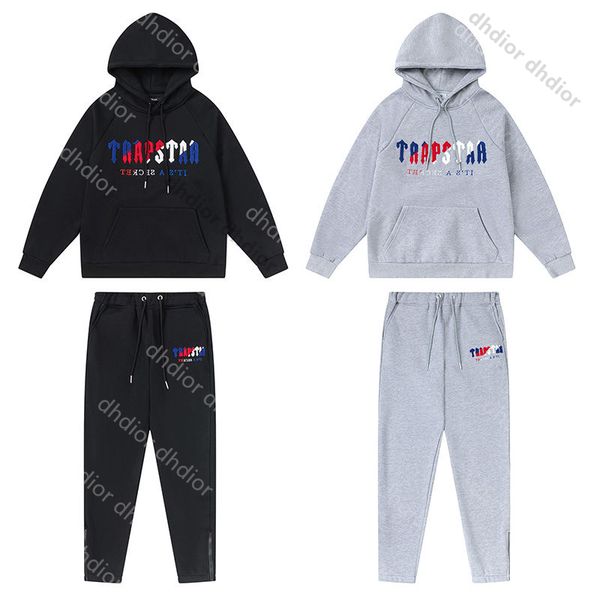 2022 trapstar tracksuit luxury designer design embroidered letters hoodie men's jacket set loose versatile 1 to 1 pullover, Gray
2022 trapstar tracksuit luxury designer design embroidered letters hoodie men's jacket set loose versatile 1 to 1 pullover, Gray