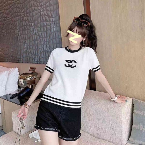 women's hoodies sweatshirts nanyou women's product in xiangjia knitting black contrast embroidery temperament commuting
women's hoodies sweatshirts nanyou women's product in xiangjia knitting black contrast embroidery temperament commuting