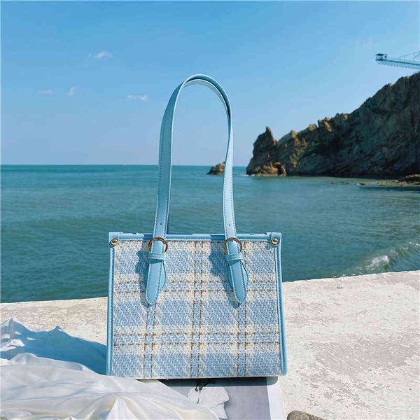 large-capacity tote bag canvas leather shoulder women's bags simple summer ladies handbag luxury brand designer shopper handbags g22051
large-capacity tote bag canvas leather shoulder women's bags simple summer ladies handbag luxury brand designer shopper handbags g22051