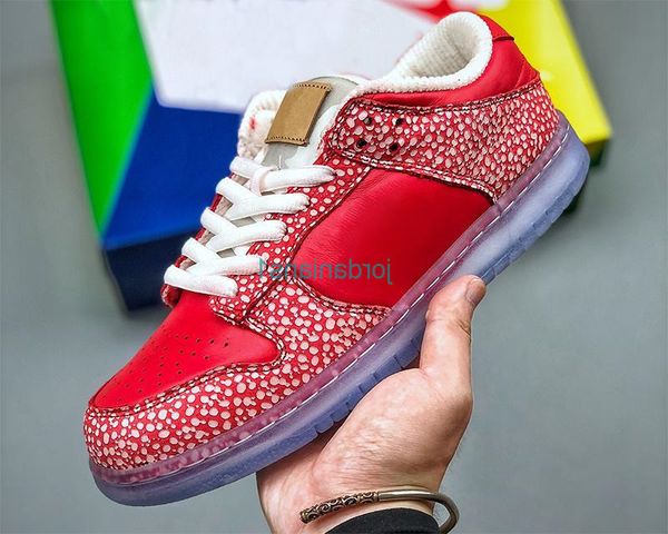 brand shoes stingwater x low magic mushroom running men/women outdoor sneakers sports original
brand shoes stingwater x low magic mushroom running men/women outdoor sneakers sports original