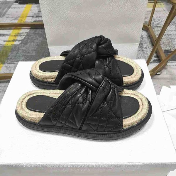 luxury designer platform slippers letters sandals decorated casual women fashion die embroidered dioes fthtgddgd, Black
luxury designer platform slippers letters sandals decorated casual women fashion die embroidered dioes fthtgddgd, Black