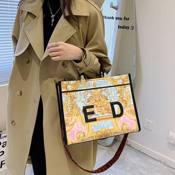 designer tote bag fashionable flower leather handbags women high capacity composite shopping handbag shoulder bags brown wallets crossbodyba
designer tote bag fashionable flower leather handbags women high capacity composite shopping handbag shoulder bags brown wallets crossbodyba