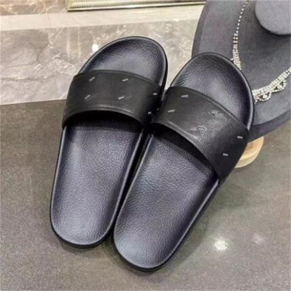 men women slippers mens stripe slide rubber black sandals interlocking g pursuit pool flora matelasse red white summer beach g slides
men women slippers mens stripe slide rubber black sandals interlocking g pursuit pool flora matelasse red white summer beach g slides