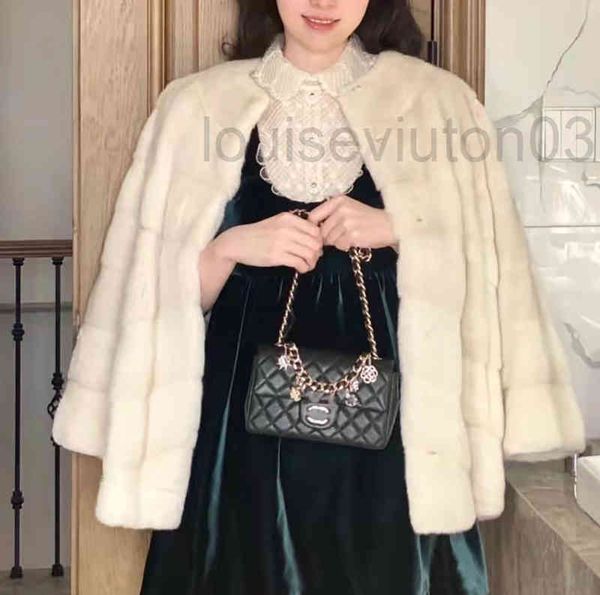designer channel bag tote handbag man woman black new chaogang small fragrance badge lingge chain pu versatile style messenger shoulder bag
designer channel bag tote handbag man woman black new chaogang small fragrance badge lingge chain pu versatile style messenger shoulder bag