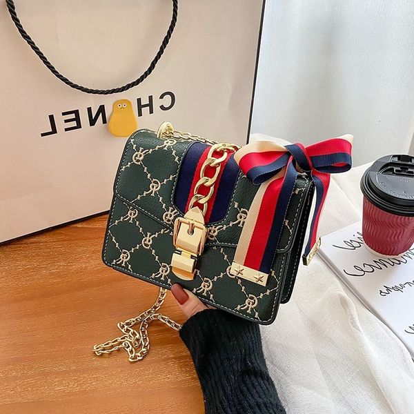 designer bags single shoulder women's fashion handbag 2022 new korean style advanced sense trend embroidered letter messenger
designer bags single shoulder women's fashion handbag 2022 new korean style advanced sense trend embroidered letter messenger