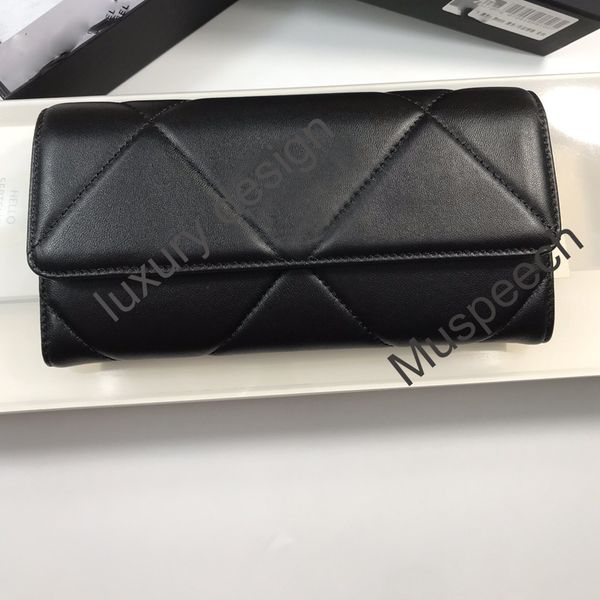 fashion clutch genuine leather wallet with box dust bag women men purse credit id card holder purse coin purses wholesale 19cm a0955, Red;black
fashion clutch genuine leather wallet with box dust bag women men purse credit id card holder purse coin purses wholesale 19cm a0955, Red;black