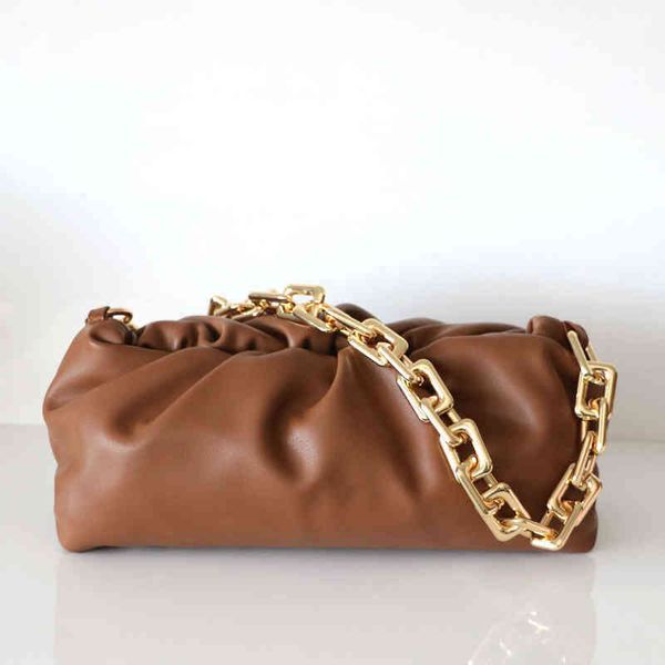 new lady's bag genuine leather women's handbags designer women bag on the shoulder fashion thick chain crossbody cloud bag g220422
new lady's bag genuine leather women's handbags designer women bag on the shoulder fashion thick chain crossbody cloud bag g220422