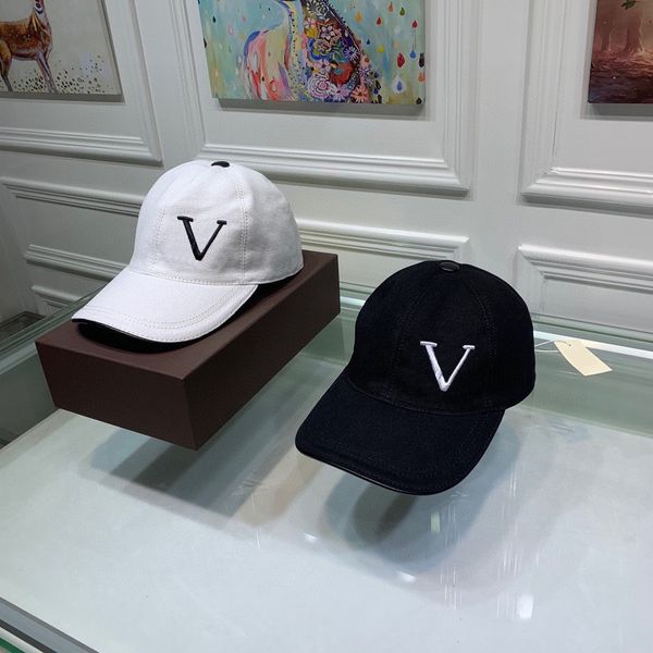designer letter embroidered ball caps canvas fabric layer cowhide cap hats men women adjustable snapbacks with gift box, Blue;gray
designer letter embroidered ball caps canvas fabric layer cowhide cap hats men women adjustable snapbacks with gift box, Blue;gray