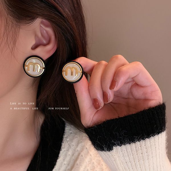 925 silver needle letter geometric ear studs korean personality design simple earrings temperament wild opal earrings female, Golden
925 silver needle letter geometric ear studs korean personality design simple earrings temperament wild opal earrings female, Golden