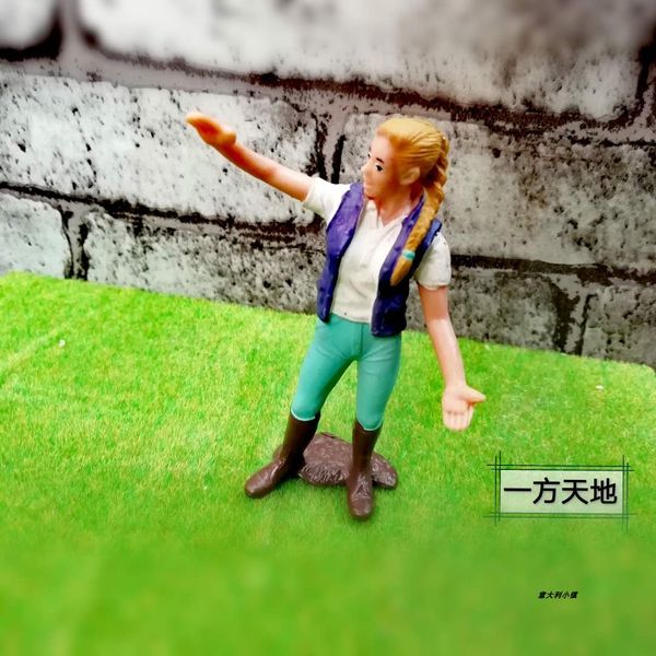 scene model simulation miniature farm characters workers and farmers miniature decoration ornaments action figures 
scene model simulation miniature farm characters workers and farmers miniature decoration ornaments action figures