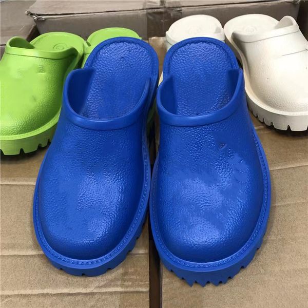 2022 new high end designer jerry women's men medium heel sandals slippers transparent material fashion beach shoes, Black
2022 new high end designer jerry women's men medium heel sandals slippers transparent material fashion beach shoes, Black