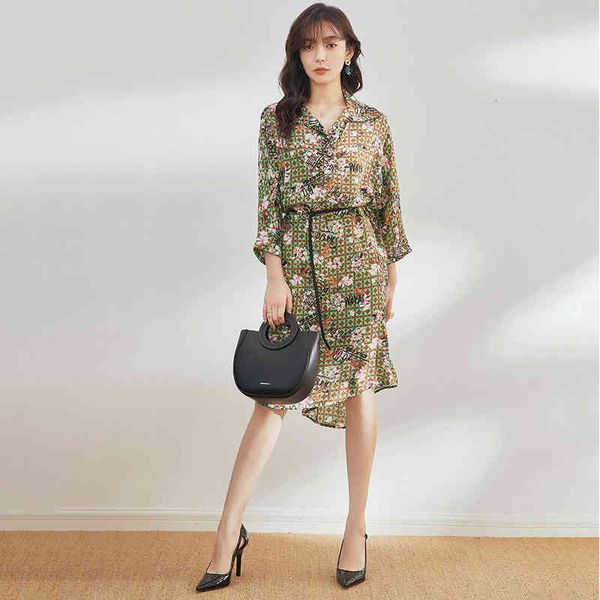 silk v-neck spring and summer dress women's geometric printed mulberry shirt skirt, Black;gray
silk v-neck spring and summer dress women's geometric printed mulberry shirt skirt, Black;gray